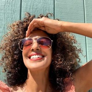 O by Oscar De La Renta Gold Aviator Sunglasses